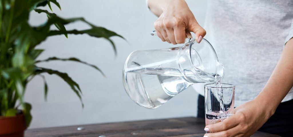 19 Akibat Kurang Minum Air Putih, Bisa Jadi Sakit? | Rey