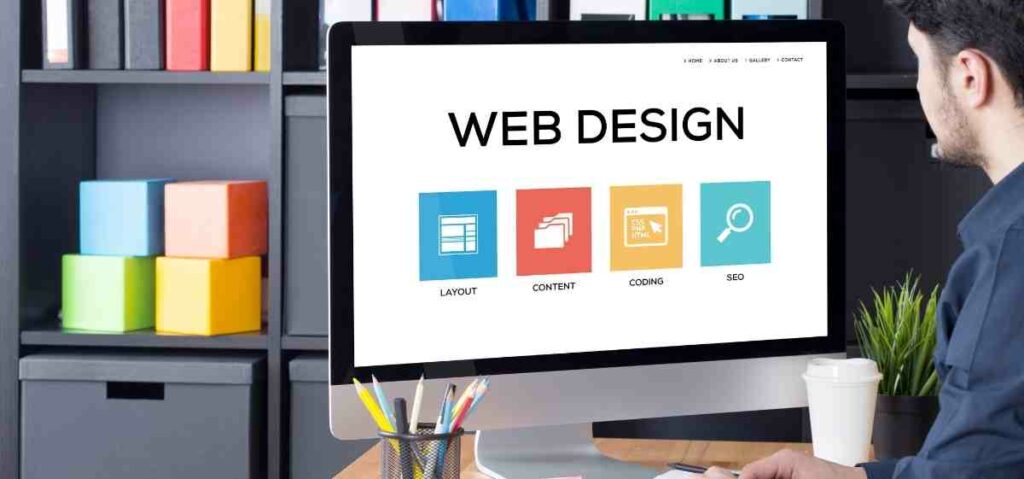 web designer bertugas mempercantik tampilan dan memastikan bahwa web/app mudah digunakan.