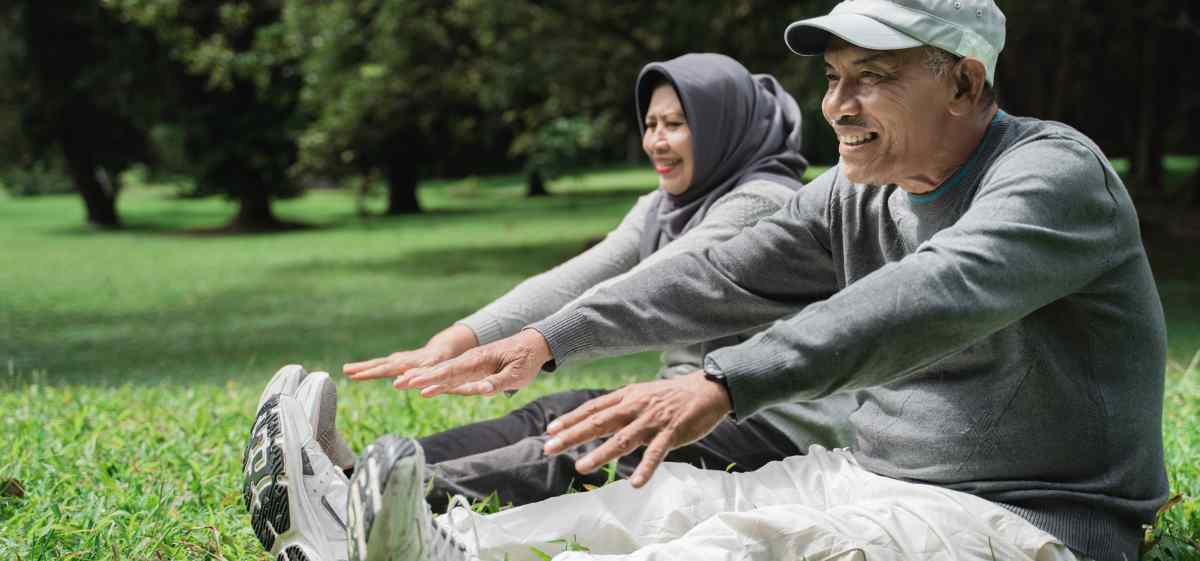 Cuma 30 Menit, Ini Manfaat Senam Lansia bagi Tubuh! | Blog Rey