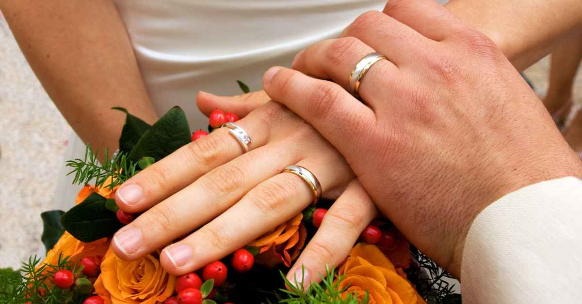 4 Cara Mudah Mengukur Lingkar Jari untuk Cincin Pernikahan