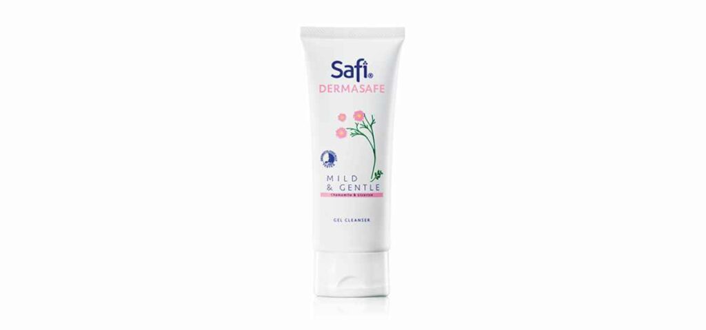 Selain cocok digunakan untuk kulit berminyak, Safi Dermasafe Soothe & Hydrate Day Moisturizer juga cocok untuk kulit sensitif, lho. 