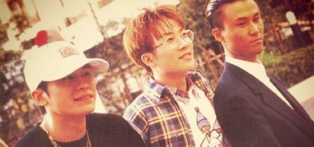 Seo Taiji and Boys debut pada tahun 1992 lewat acara di stasiun televisi MBC yang menampilkan artis-artis baru di depan juri. 