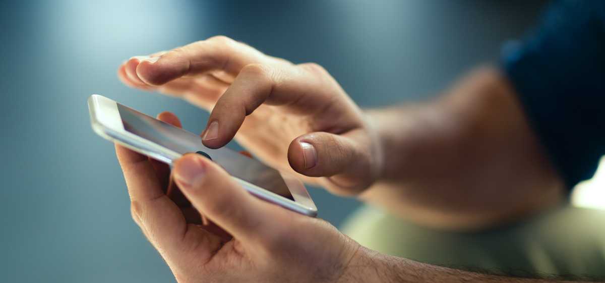cara cek sertifikat vaksin Mengunduh Aplikasi PeduliLindungi