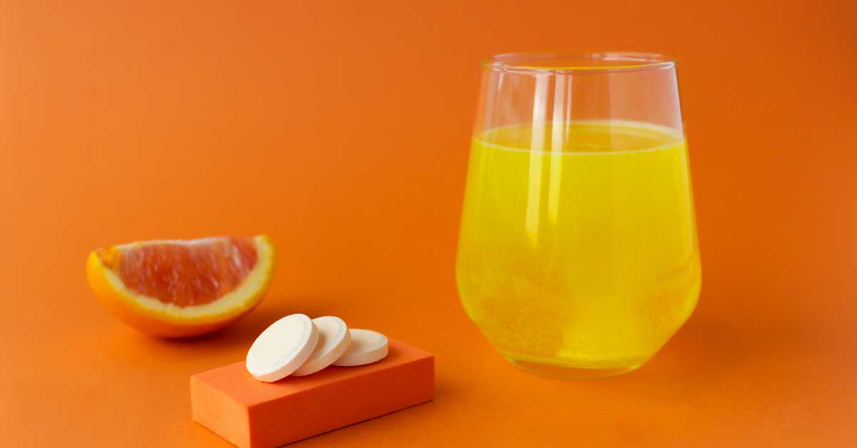 Kenapa Urine Jadi Kuning Setelah Minum Vitamin C? Wajar Gak Sih?