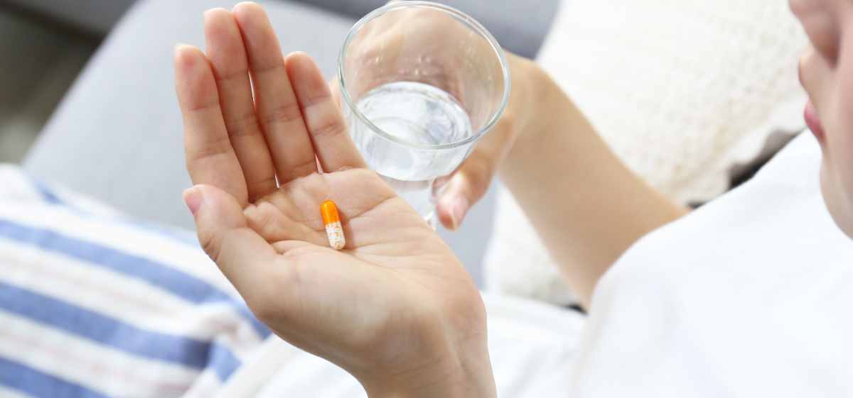 Selain pil KB, ada beberapa jenis obat lain yang bisa memengaruhi siklus haid, lho! Misalnya obat antidepresan, antipsikotik, obat tekanan darah, dan obat kemoterapi.