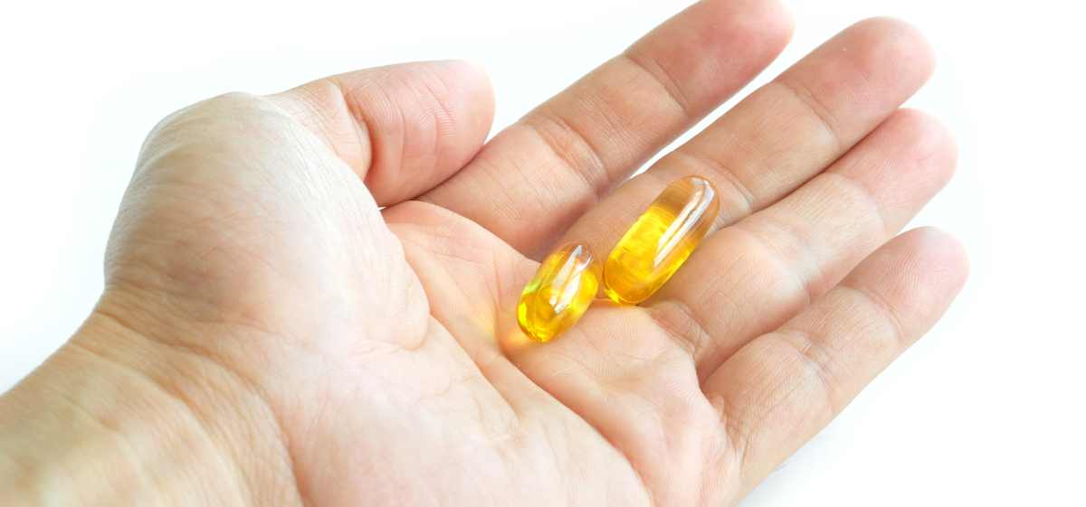 Kapan Sebaiknya Minum Vitamin E Pagi atau Malam? Tidak ada aturan minum atau waktu spesifik yang ditentukan untuk minum vitamin E, baik itu pagi atau malam.