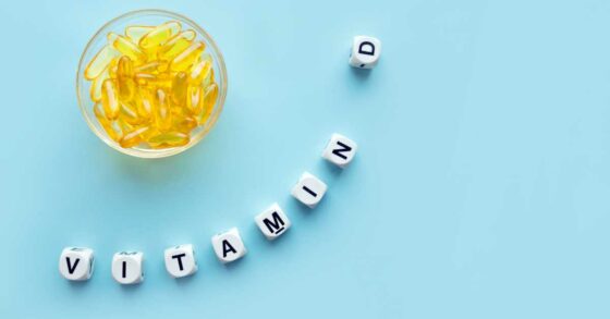 Kapan Sebaiknya Minum Vitamin D? Dosis & Efek Sampingnya!