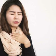 11 Penyebab Sakit Tenggorokan Sebelah Kiri dan Cara Mengobatinya