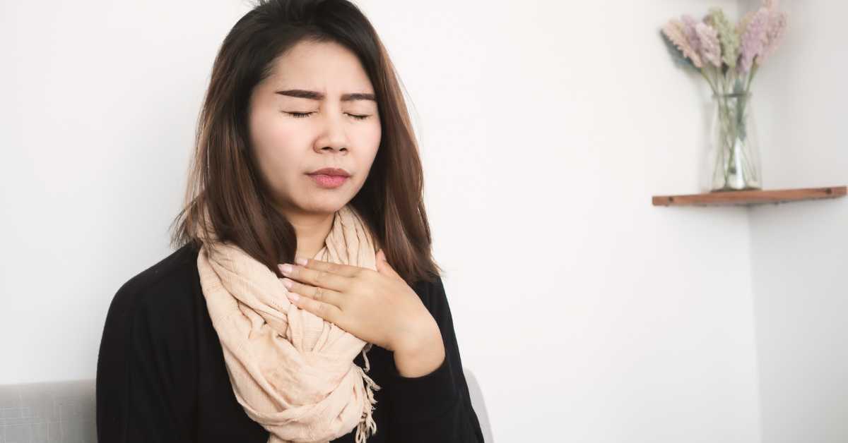 11 Penyebab Sakit Tenggorokan Sebelah Kiri dan Cara Mengobatinya