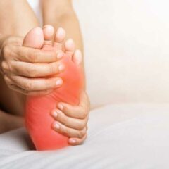 7 Penyebab Nyeri Tumit Kaki dan Cara Mengobatinya