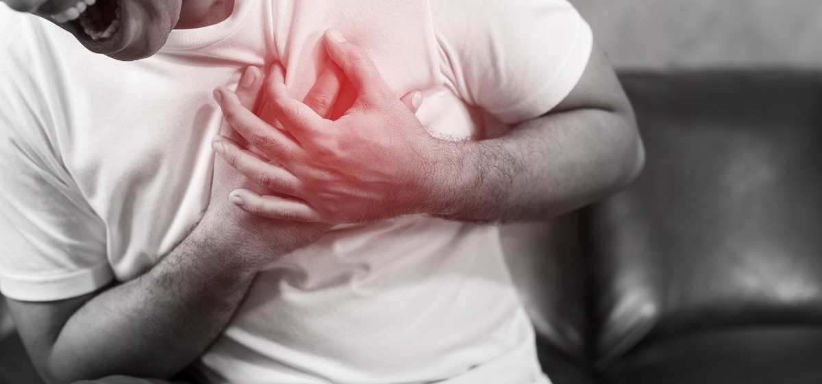 Setelah mengetahui penyebab dari sakit jantung, kamu juga perlu mengetahui apa saja gejala sakit jantung.