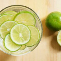 Benarkah Jeruk Nipis Ampuh Atasi Batuk? Mitos atau Fakta?