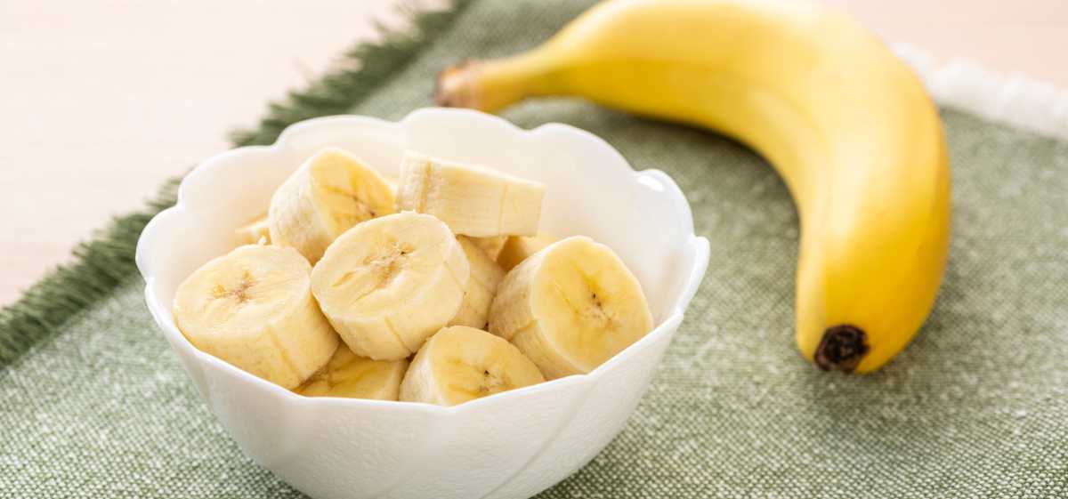 Pisang kaya akan nutrisi yang dibutuhkan oleh tubuh.

Sehingga tak heran kalau pisang menjadi buah yang baik dikonsumsi saat batuk dan pilek.