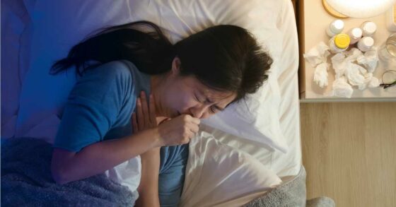 Kenapa Tiap Malam Batuk dan Tenggorokan Gatal?
