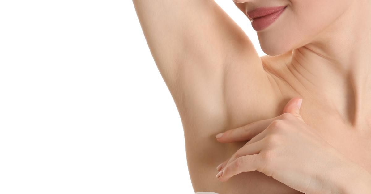 Cara mengobati benjolan di ketiak salah satunya dengan minum antibiotik.