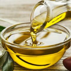 13 Manfaat Minyak Zaitun untuk Wajah dan Cara Pemakaiannya