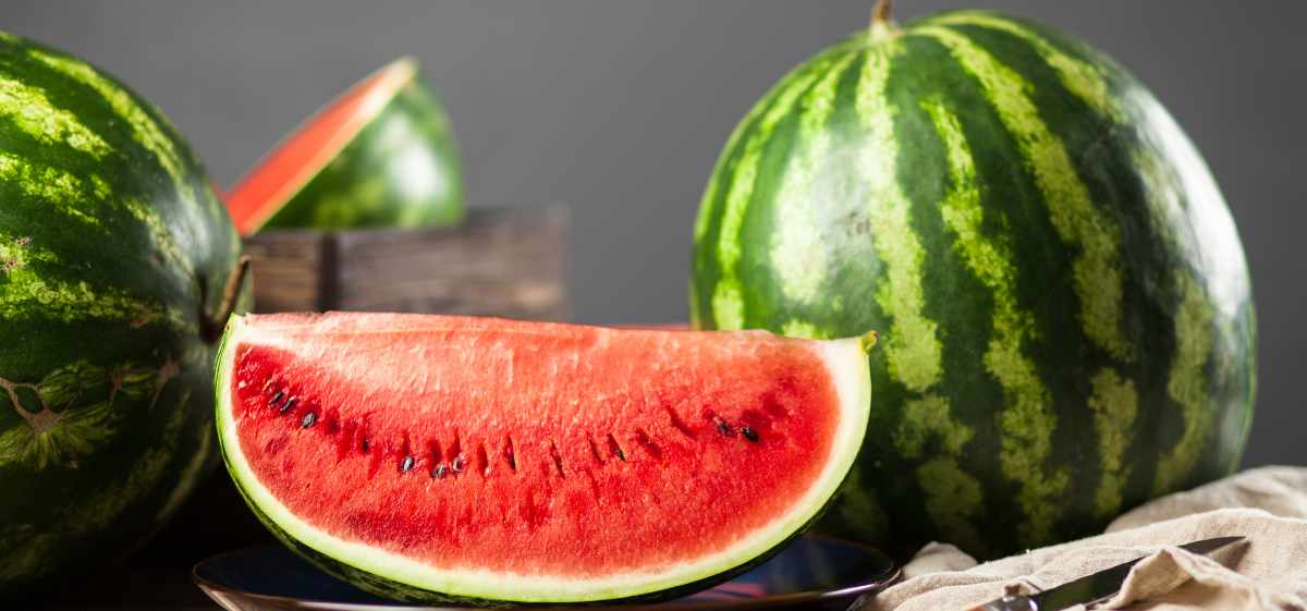 semangkan merupakan salah satu buah untuk anemia