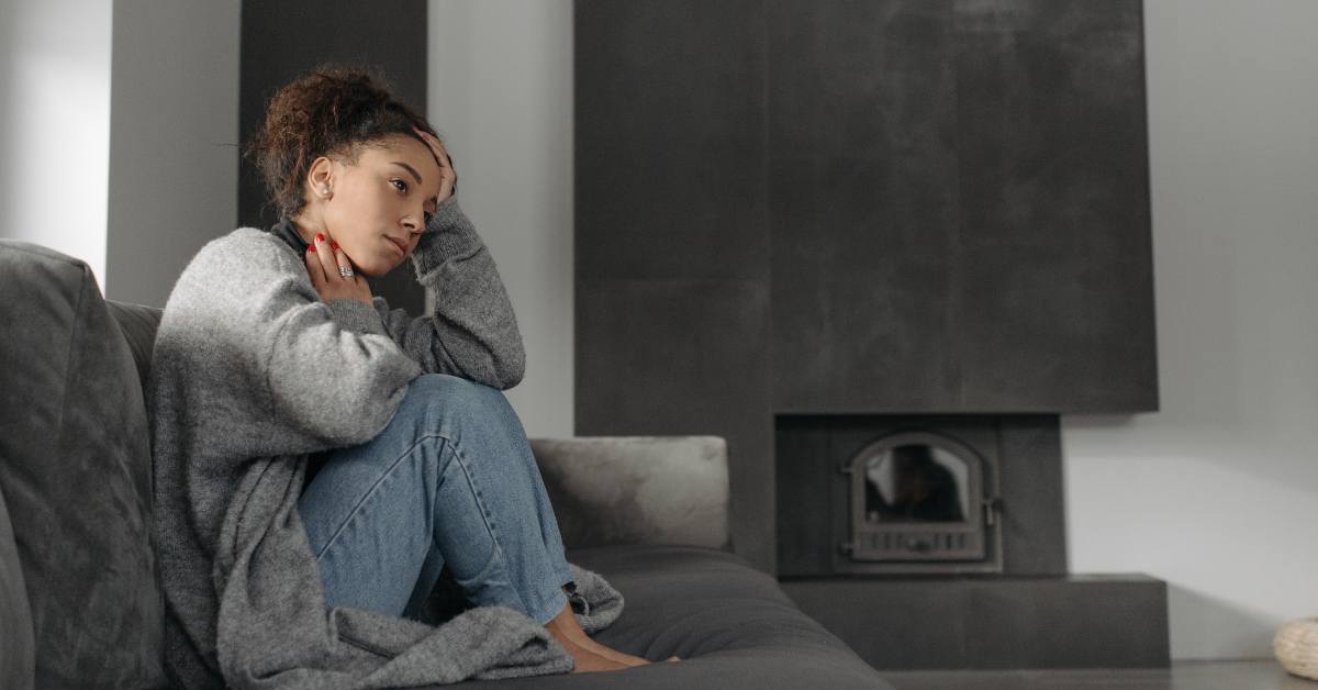 Ciri penyakit ain seperti sakit kepala, stress, emosi.