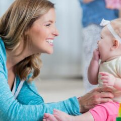 Tenang, Bunda! Ini 15 Cara agar Anak Cepat Bicara dengan Menyenangkan