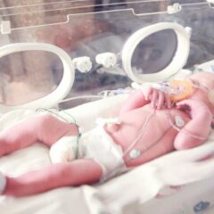 5 Penyebab Bayi Lahir Prematur dan Penanganannya