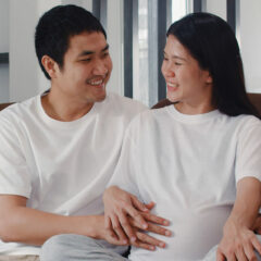 Bolehkah Berhubungan Intim Saat Hamil Muda? Ini Manfaatnya