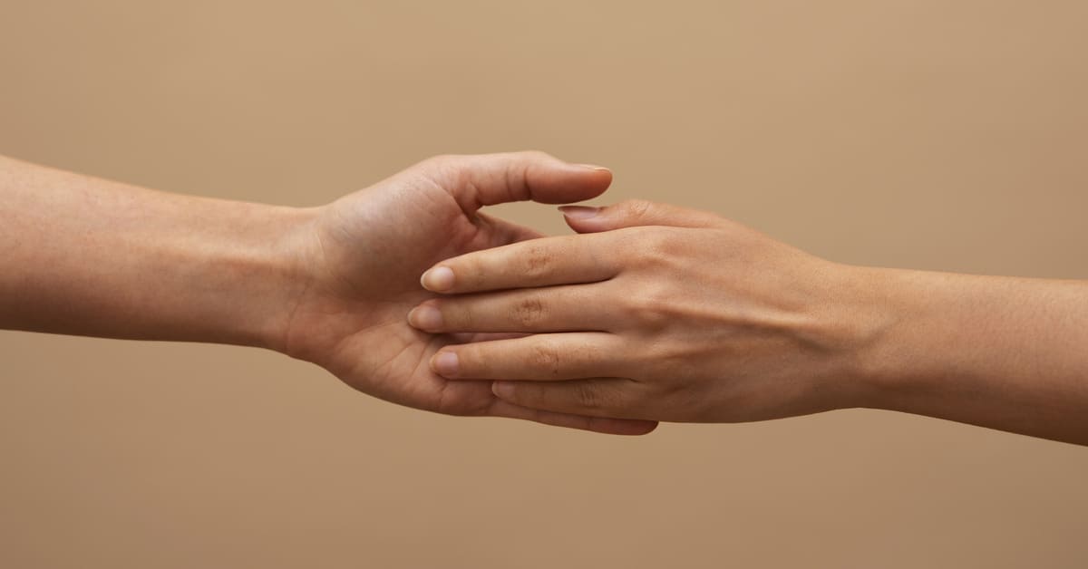 Cara Mengatasi Telapak Tangan sering Berkeringat