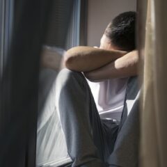 30 Kumpulan Pantun Galau Terbaru yang Menyentuh Hati