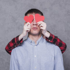 Love Bombing: Memahami Taktik Manipulasi dalam Hubungan dan Cara Menghindarinya