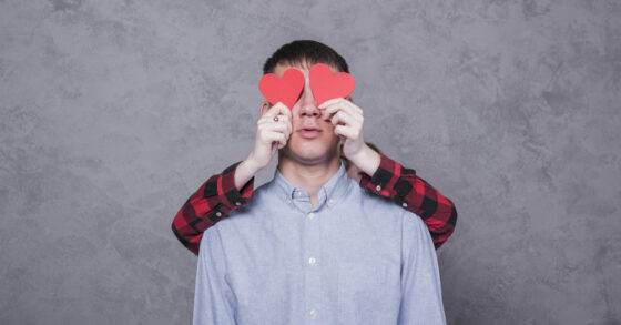 Love Bombing: Memahami Taktik Manipulasi dalam Hubungan dan Cara Menghindarinya