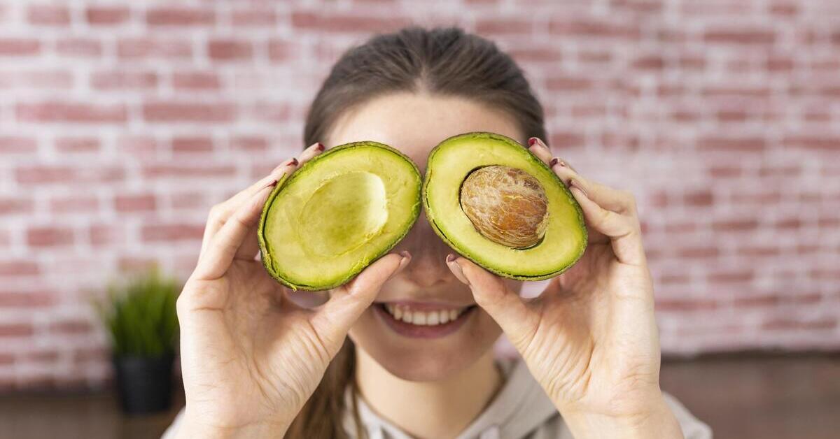 Manfaat Rebusan Daun Alpukat